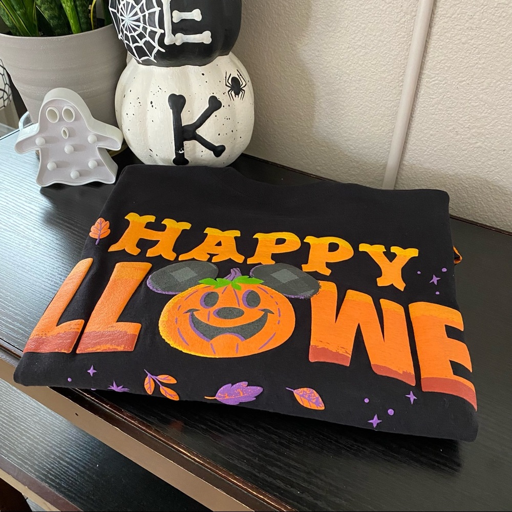 Disney Pumpkin Halloween Spirit Jersey, NWT M